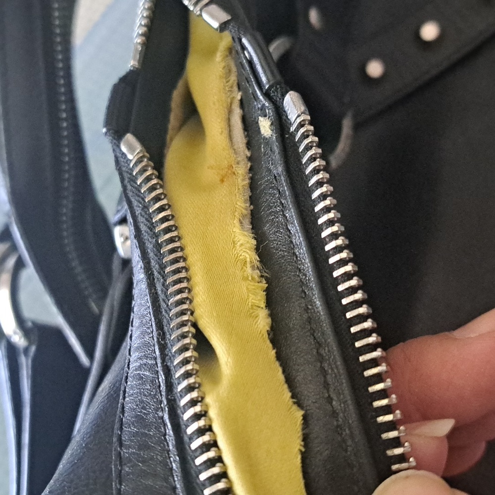 VERSACE - Picture 10 of 12